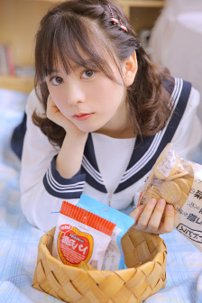 漂亮的邻居妈妈